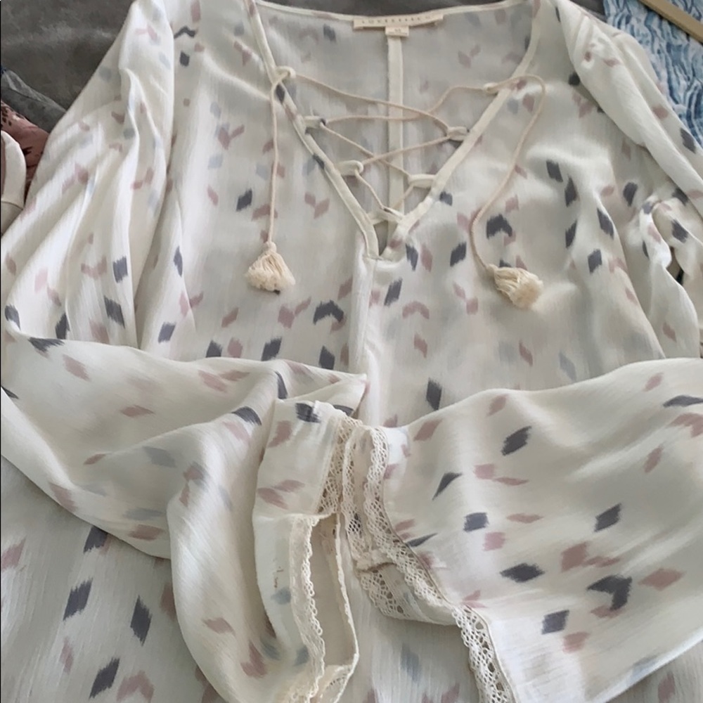 LoveStitch Romantic Blouse - Picture 5 of 5